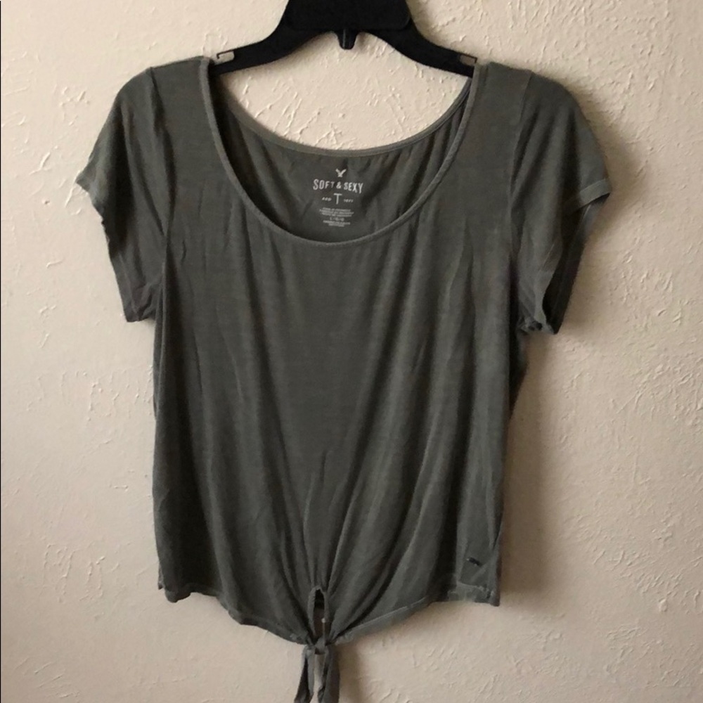 Olive green top from American eagle